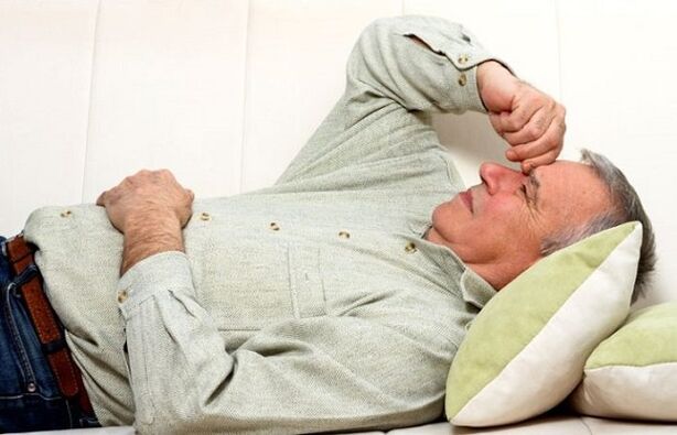 Pain in the testicles of men after arousal